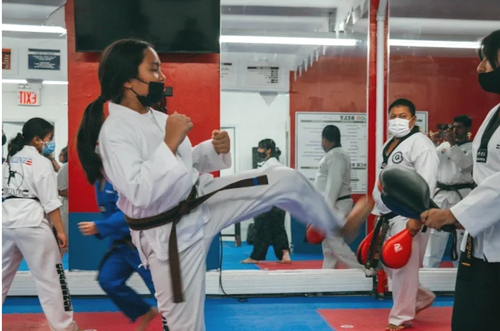 Teen martial arts class at Challenge TaeKwonDo
